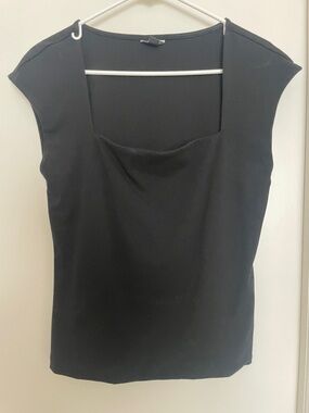 Ann Taylor Black Square-Neck Cap Sleeve Tank